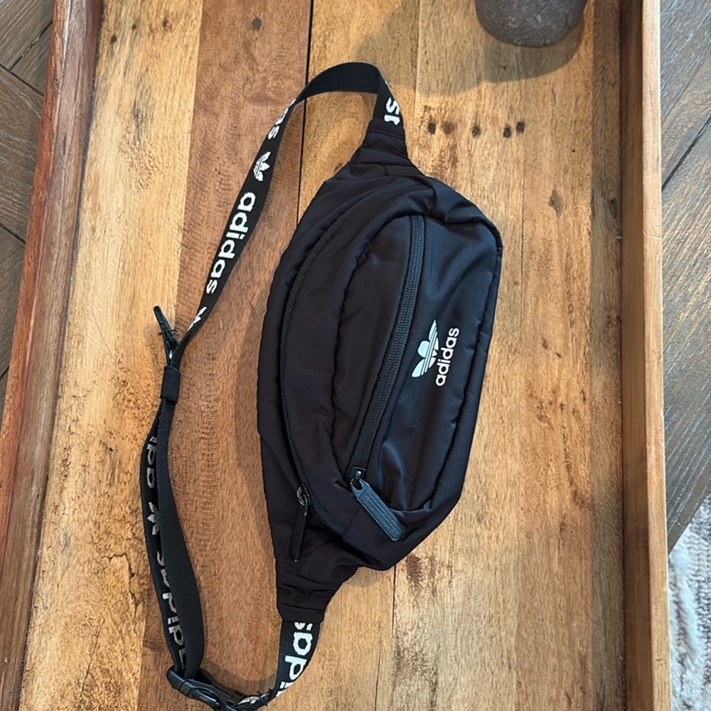Adidas crossbody strap bag- black